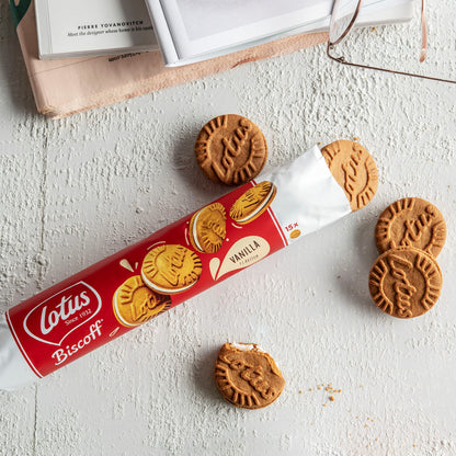 Lotus Biscoff | Galletas Rellenas de Crema Biscoff | Vegana | Sin Aromas Artificiales ni Colorantes | 15 Galletas por Pack | 9 x 150g (1,35kg)